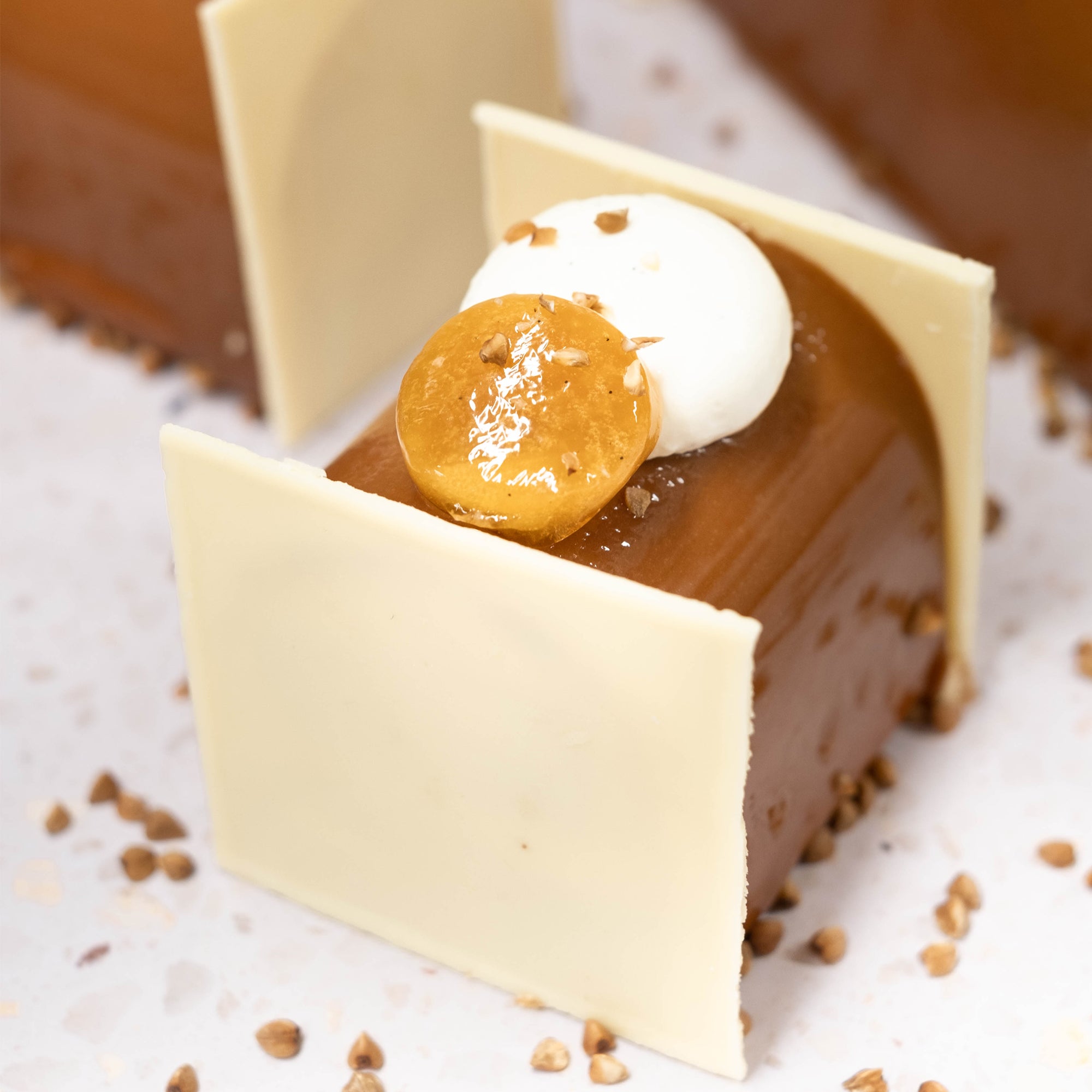 Bûche Pomme Caramel Sarrasin