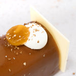 Charger l'image dans la galerie, Bûche Pomme Caramel Sarrasin
